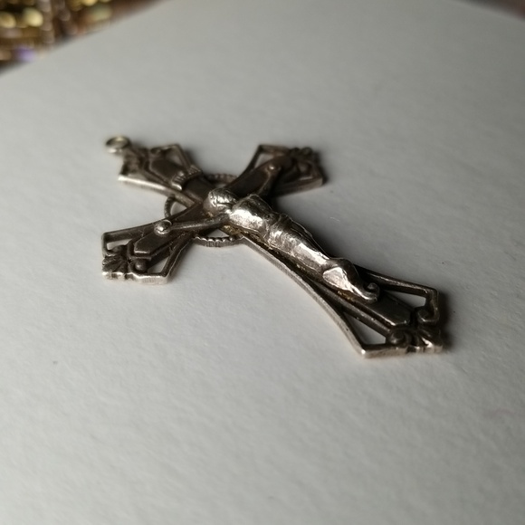 Sterling Crucific pendant - Picture 4 of 4